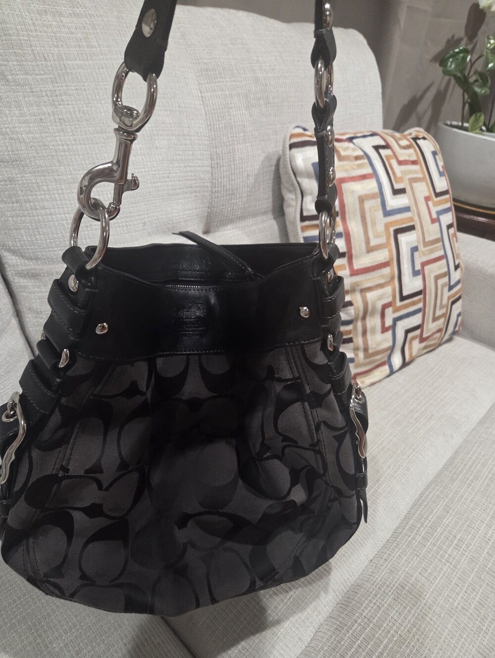 Coach Vintage Black Zoe Hobo Bag with Leather Trim - Picture 6 of 13